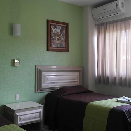 Hotel El Roble Tuxtla Gutierrez Exterior photo